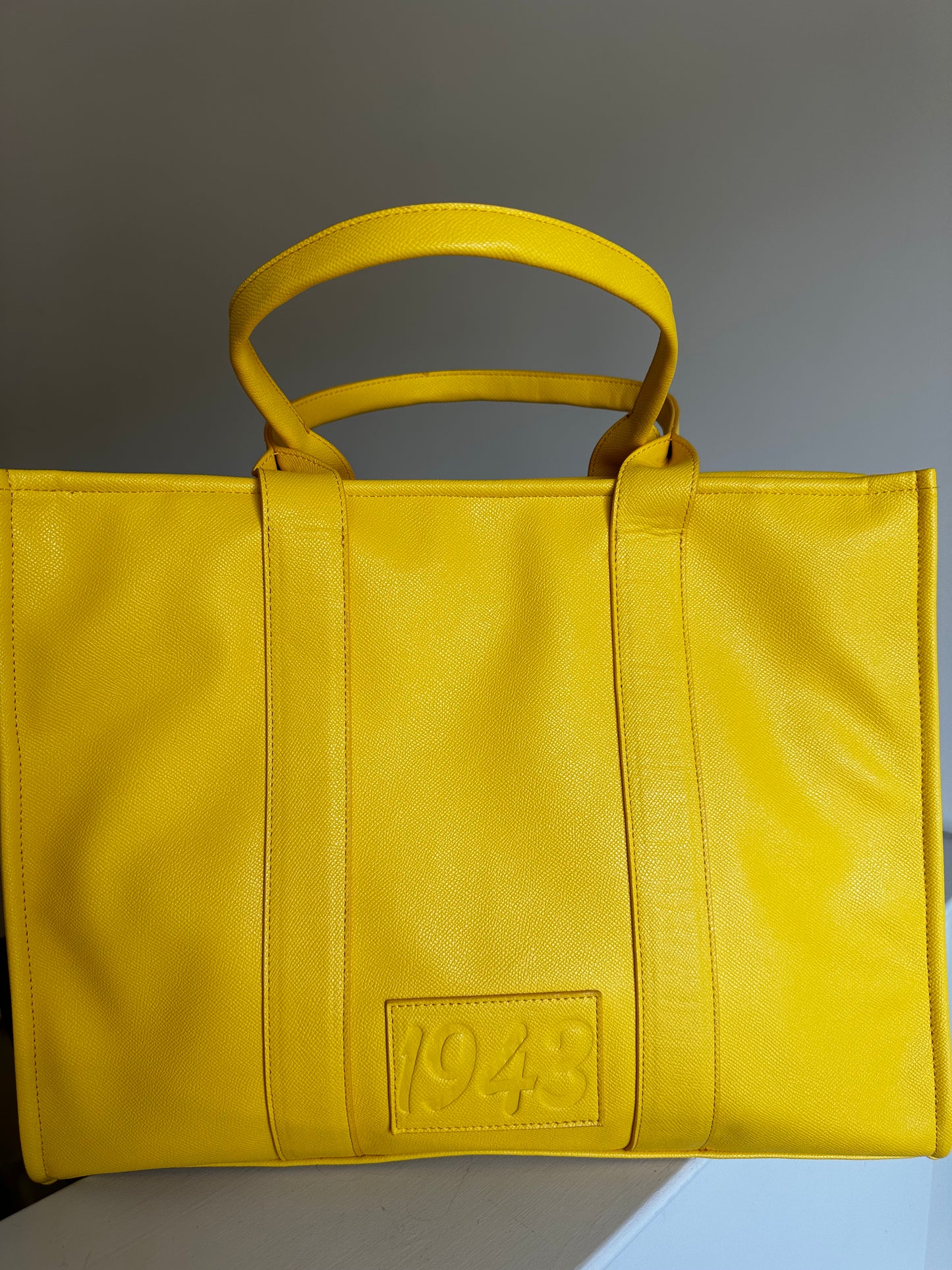 The Philo Tote